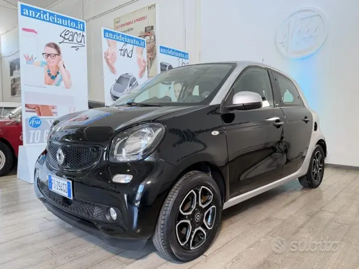 Smart Forfour 2018 photo 3