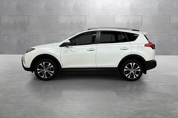 Toyota Rav4 2015 photo 2