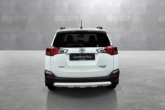 Toyota Rav4 2015 photo 4
