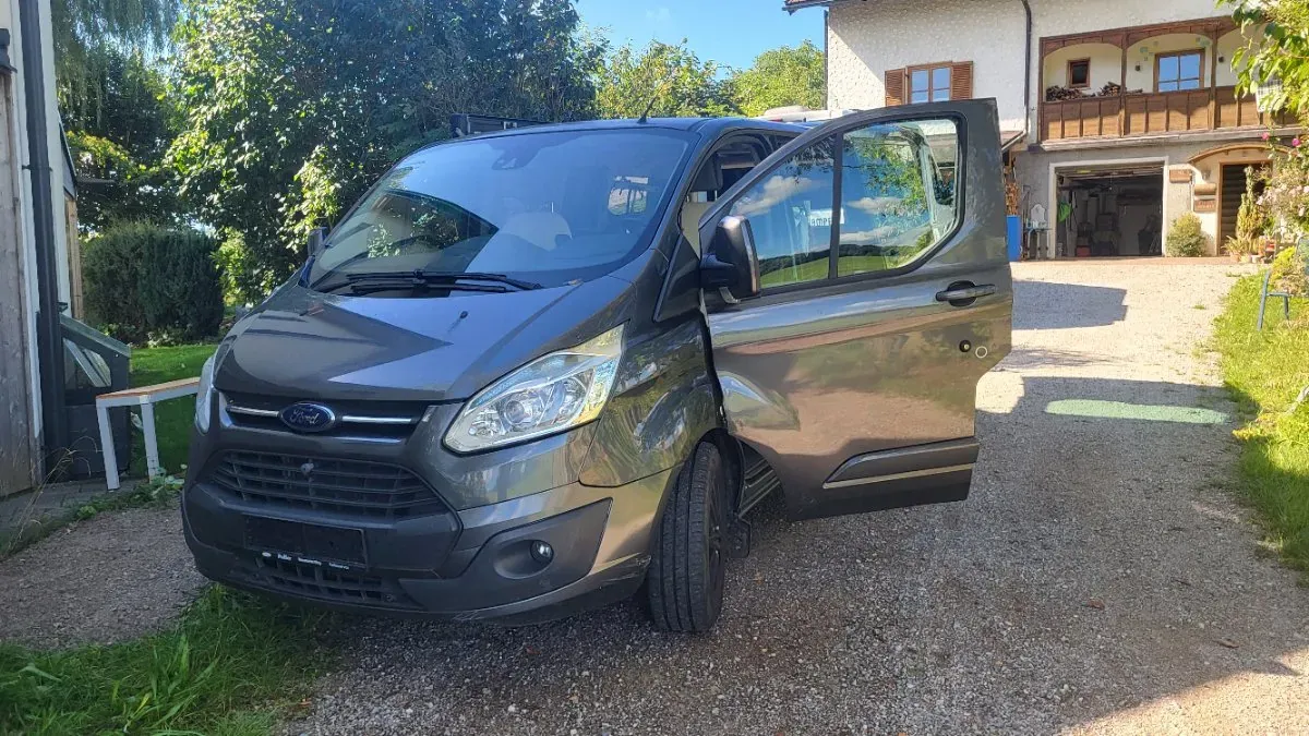 Ford Tourneo