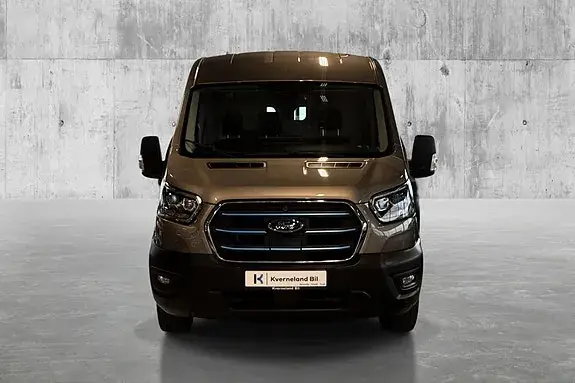 Ford Transit 2023 photo 2