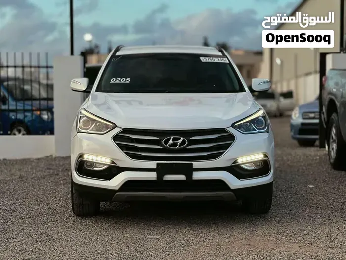 Hyundai Santa Fe 2018 photo 3