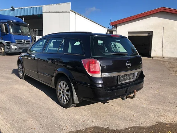 Opel Astra 2006 photo 2