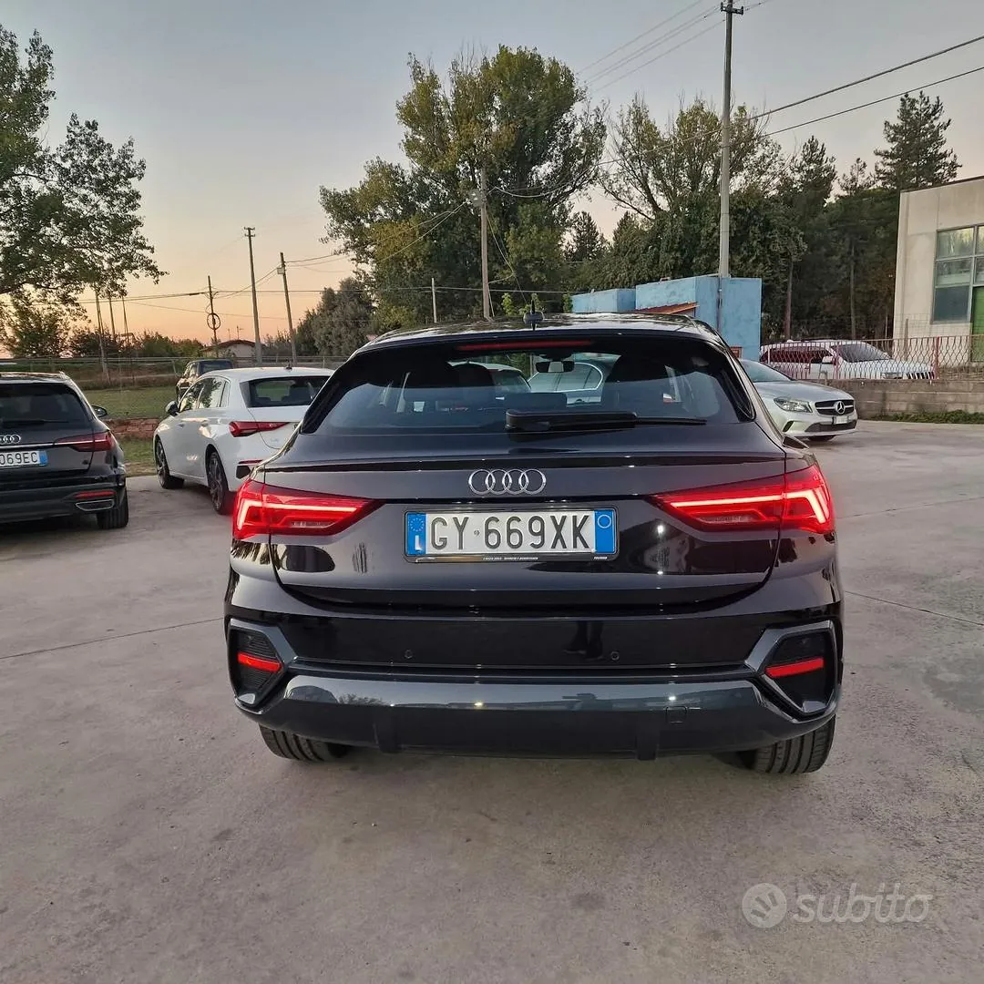 Audi Q3 2020 photo 4