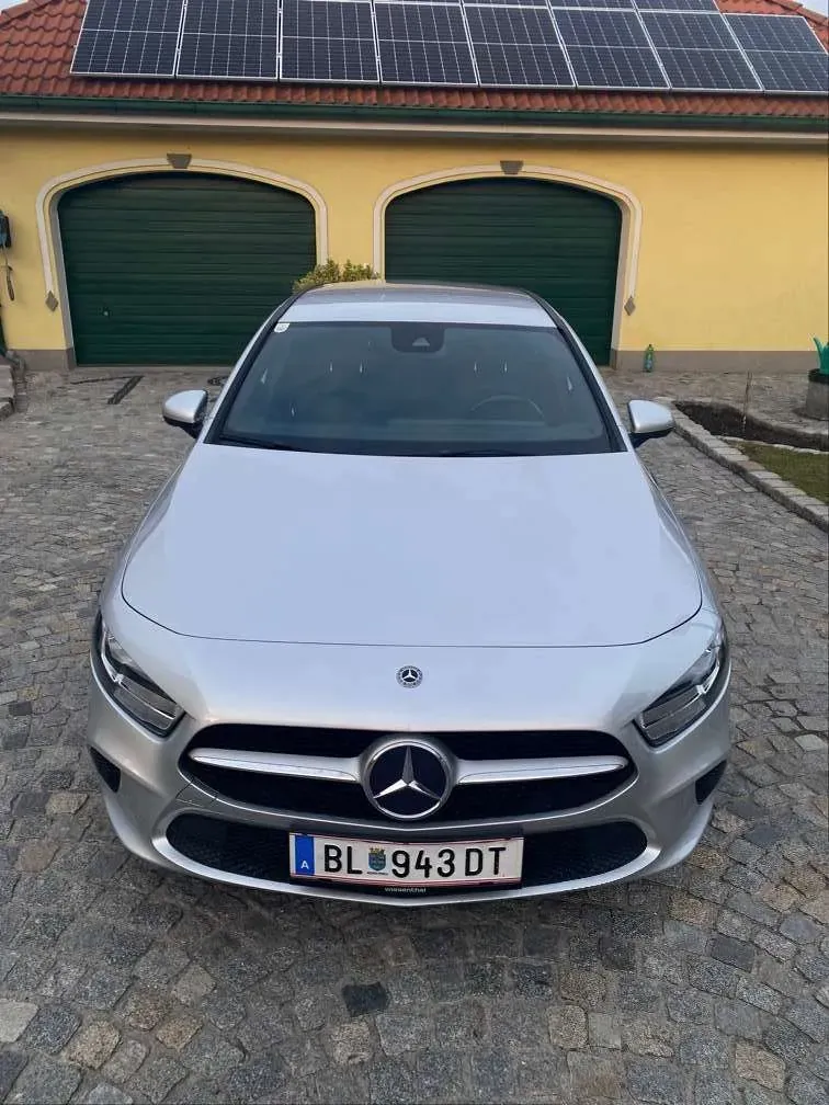 Mercedes-Benz A-Class 2019 photo 2