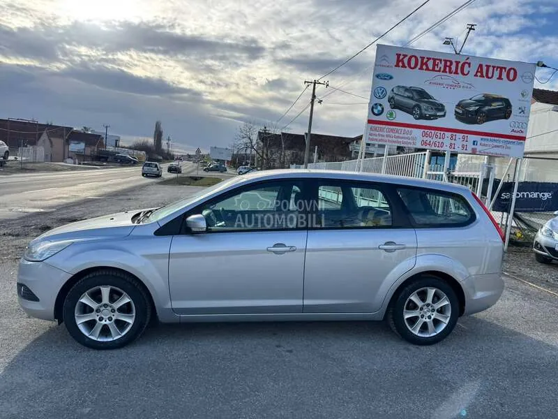 Ford Focus 2010 photo 4