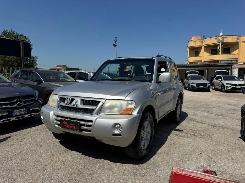 Mitsubishi Pajero 2003 photo 4