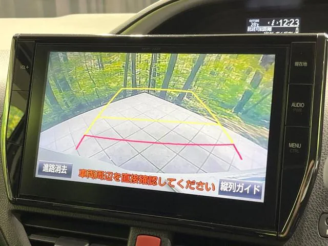 Toyota Voxy 2016 photo 5