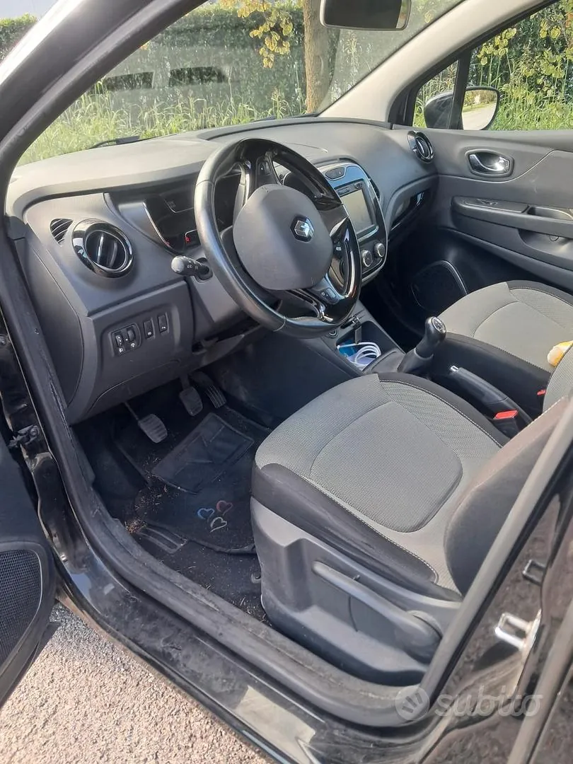 Renault Captur 2014 photo 2
