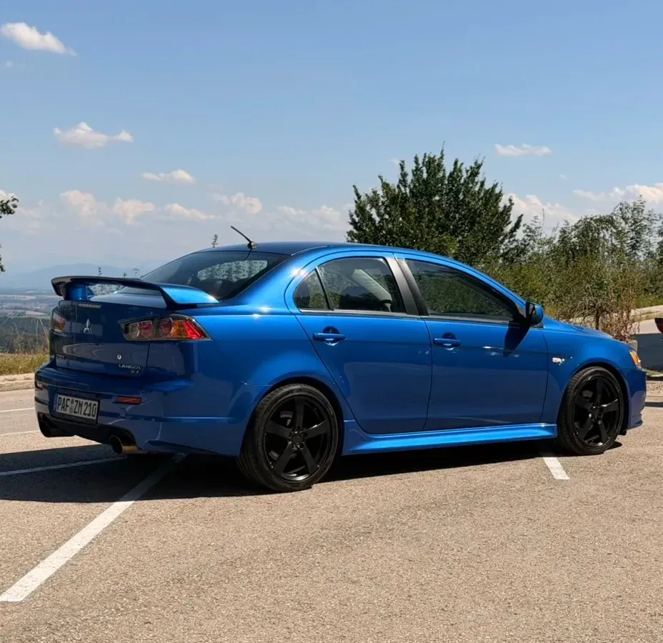 Mitsubishi Lancer 2011 photo 3