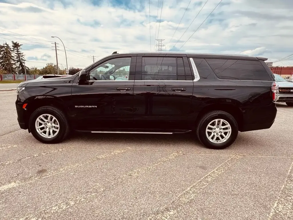 Chevrolet Suburban 2022 photo 5