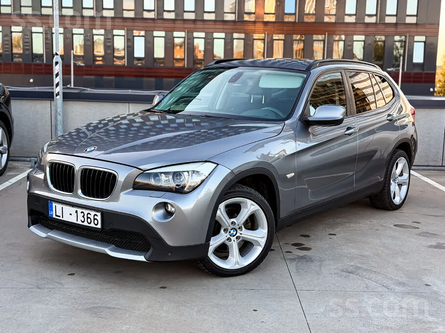 BMW X1 2012 photo 2