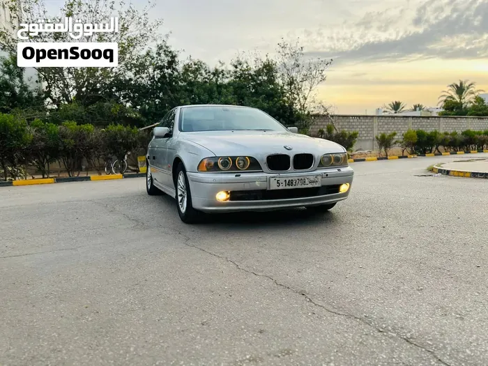 BMW 5 Series 2000 photo 2