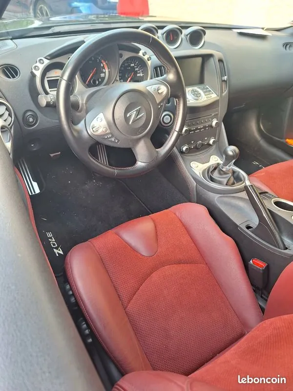 Nissan 370Z 2010 photo 3