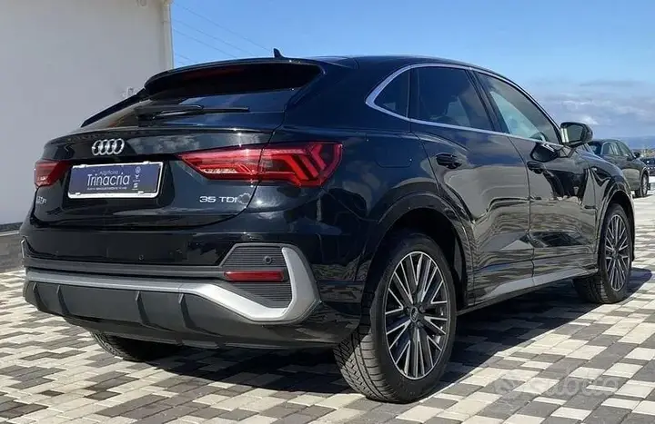 Audi Q3 2022 photo 4