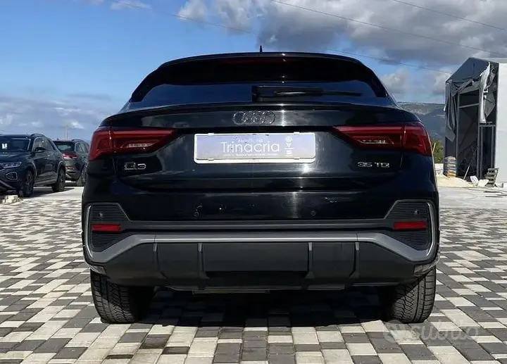 Audi Q3 2022 photo 5