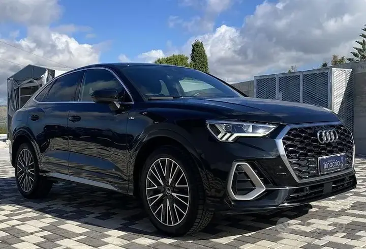 Audi Q3 2022 photo 3