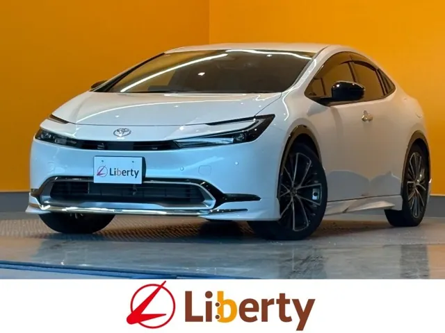 Toyota Prius 2024 photo 2