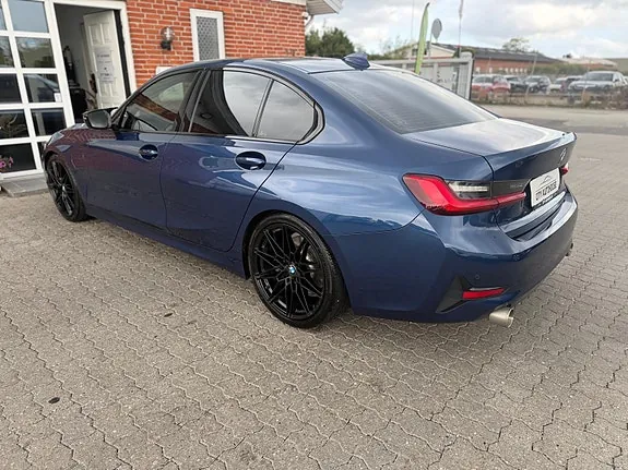 BMW 330E 2021 photo 4
