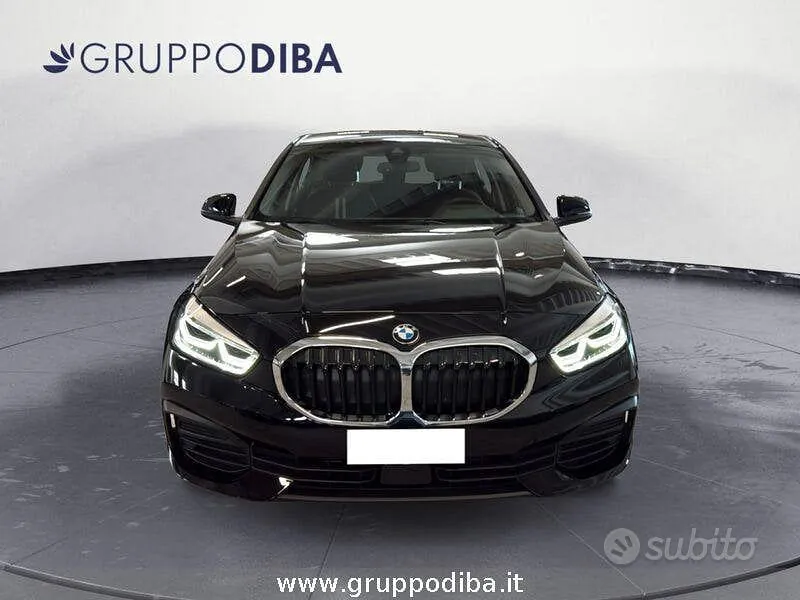 BMW 1 Series 2022 photo 2