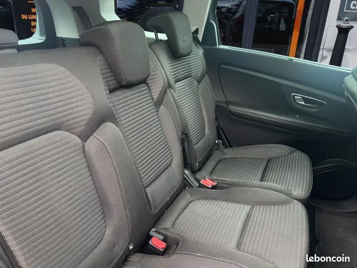 Renault Scenic 2016 photo 3