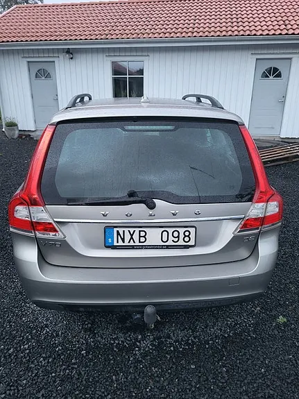 Volvo V70 2014 photo 3