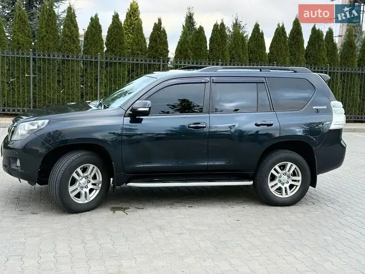 Toyota Land Cruiser Prado 2012 photo 3