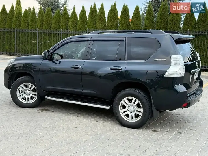 Toyota Land Cruiser Prado 2012 photo 4