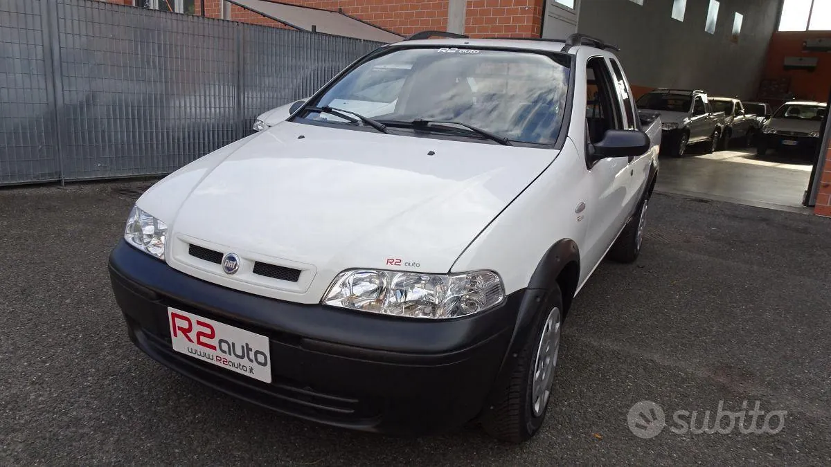 Fiat Strada 2005 photo 2