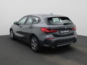 BMW 1 Series 2021 photo 2