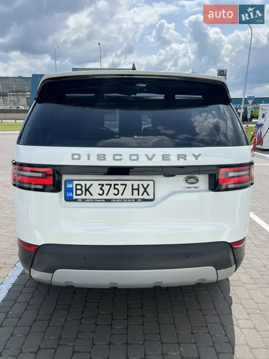Land Rover Discovery 2017 photo 5