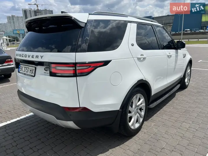 Land Rover Discovery 2017 photo 4