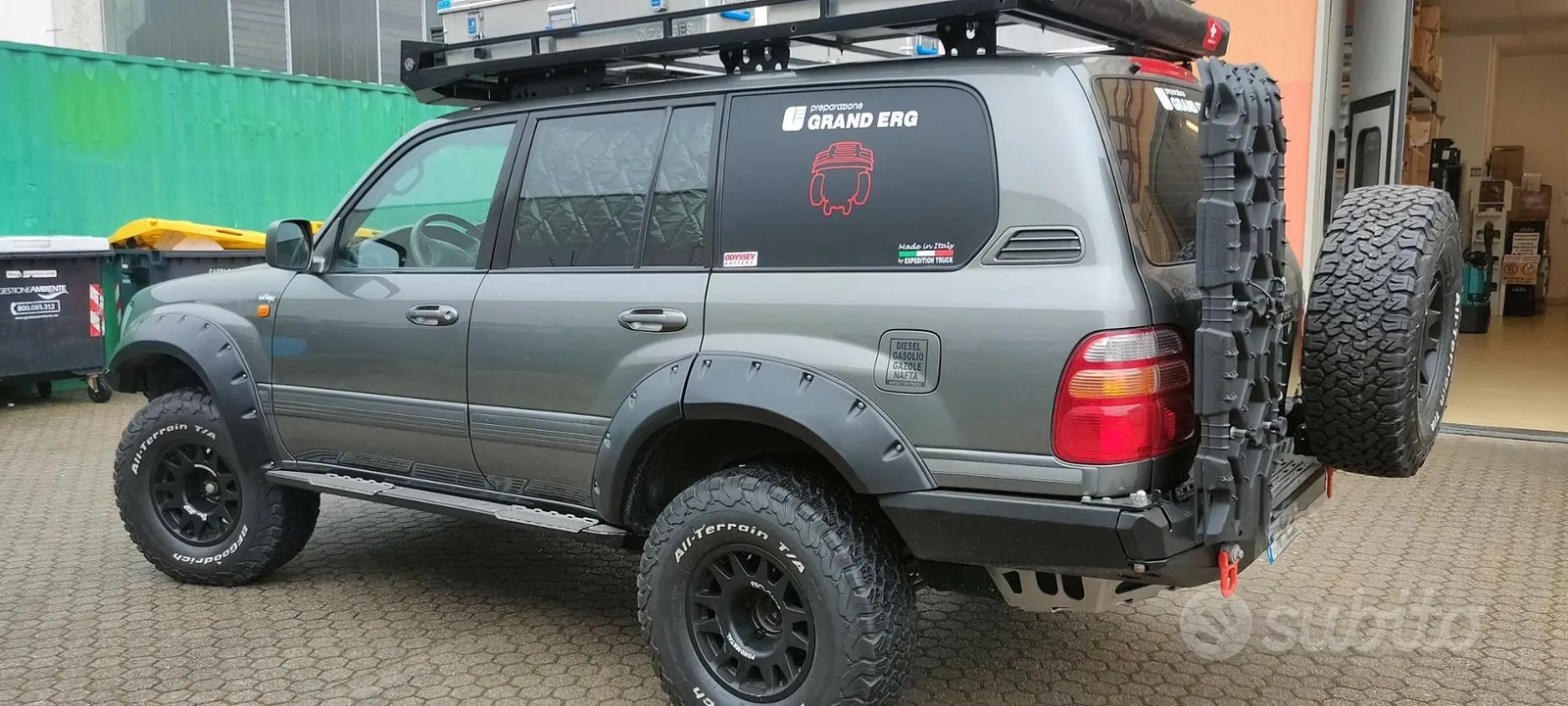 Toyota Land Cruiser 2000 photo 2