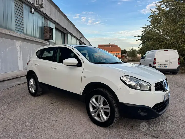 Nissan Qashqai 2013 photo 3