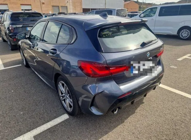 BMW 118D 2021 photo 3