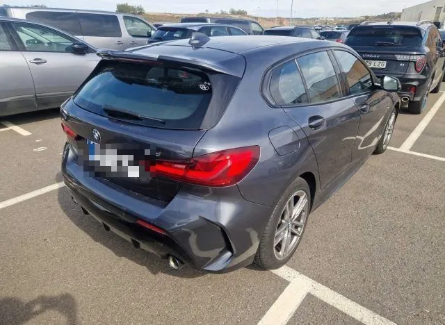 BMW 118D 2021 photo 4
