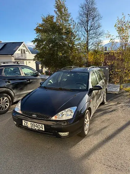 Ford Focus 2002 photo 2