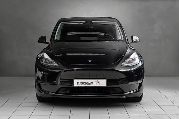 Tesla Model Y 2024 photo 3