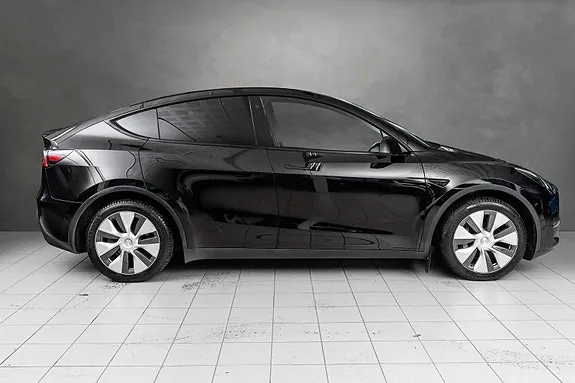 Tesla Model Y 2024 photo 5