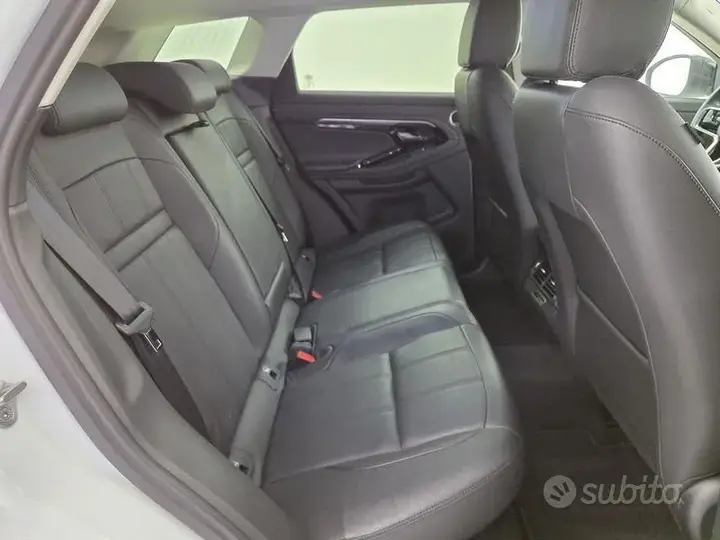 Land Rover Evoque 2022 photo 5