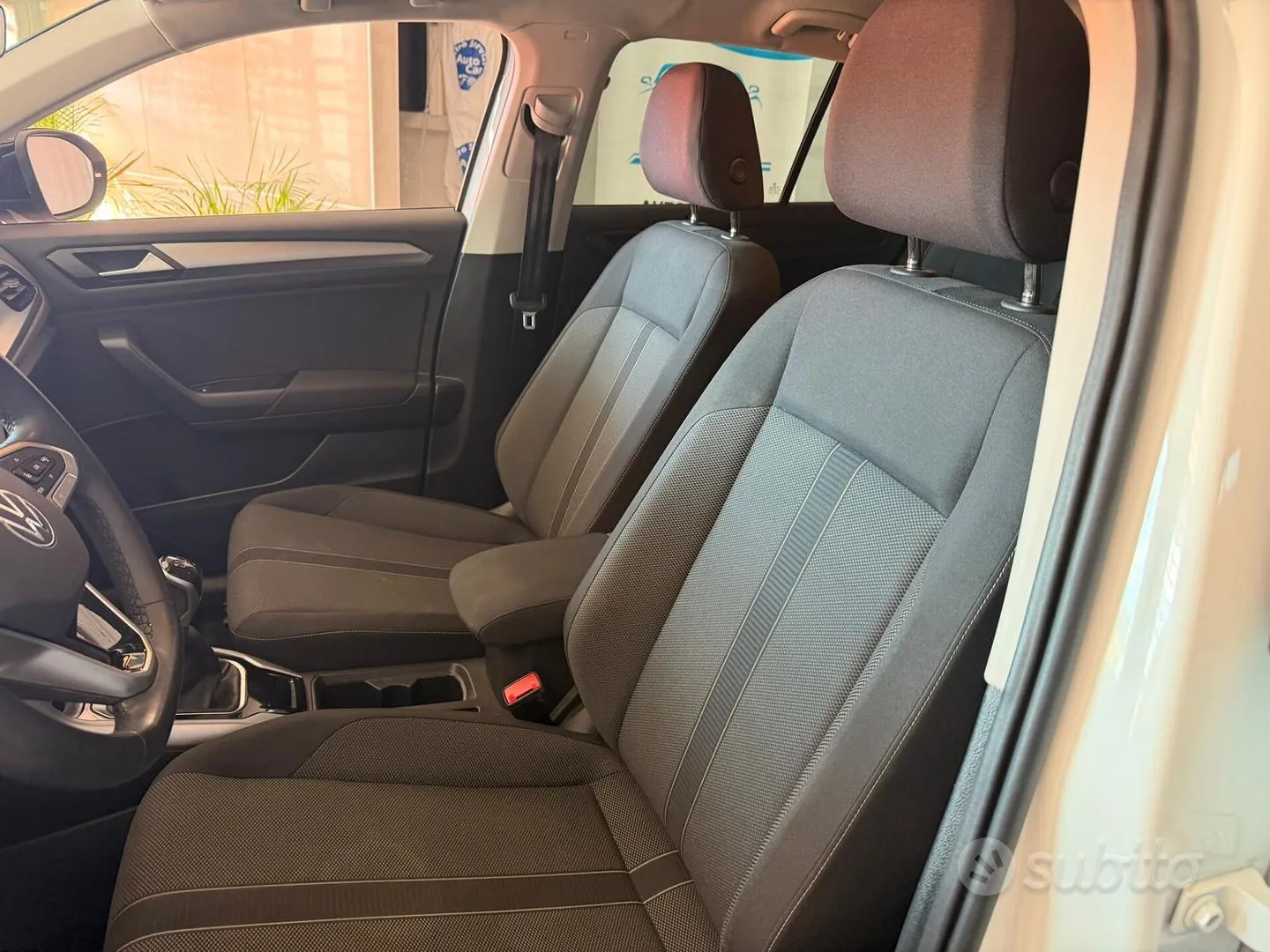 Volkswagen T-Roc 2023 photo 5