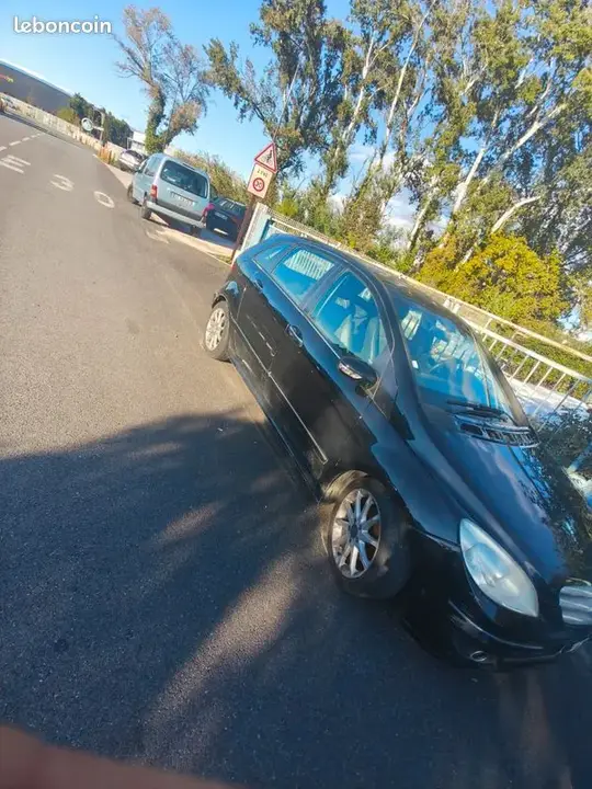 Mercedes-Benz B-Class 2008 photo 2