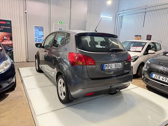 Kia Venga 2011 photo 5