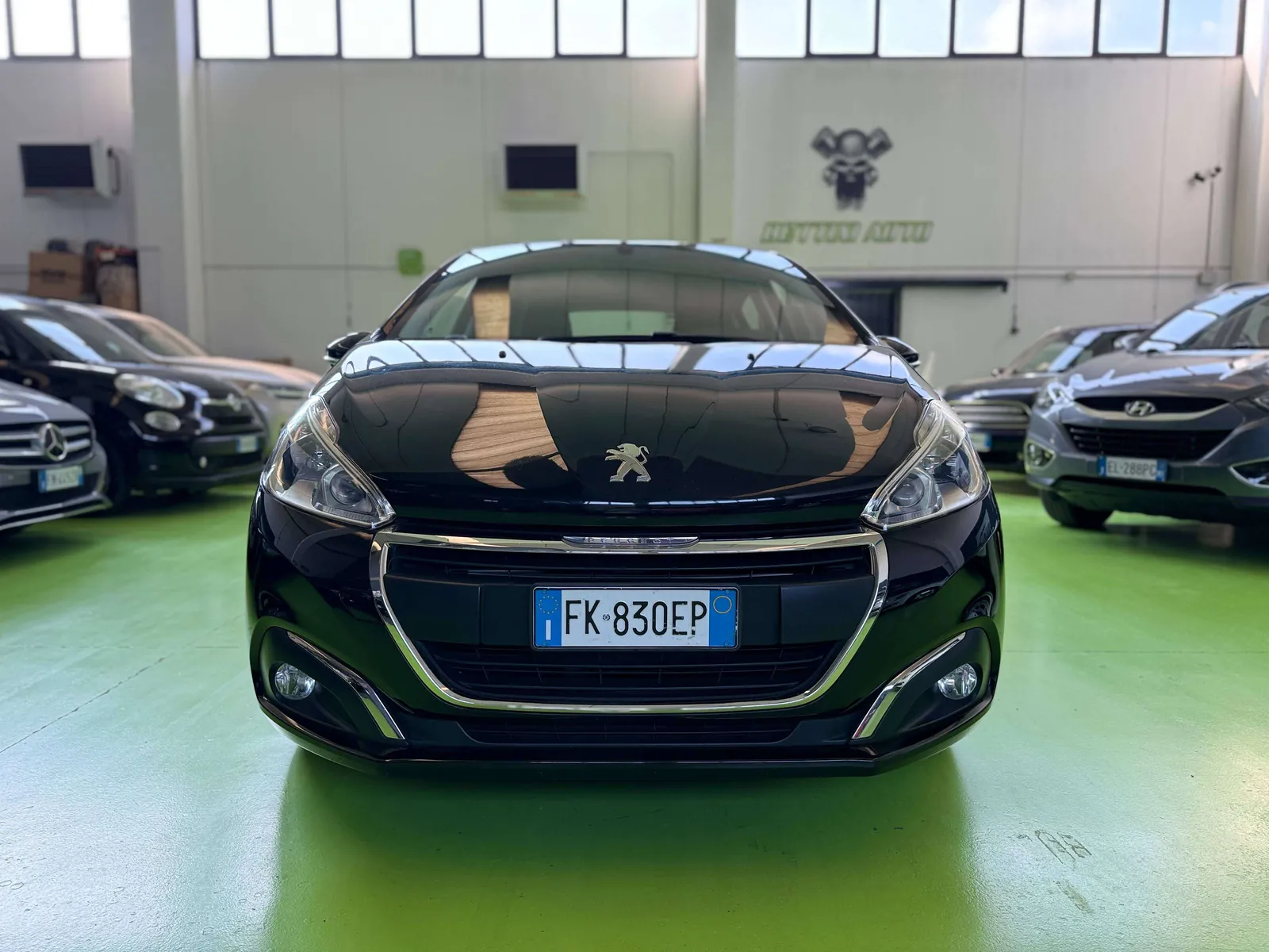 Peugeot 208 2017 photo 2