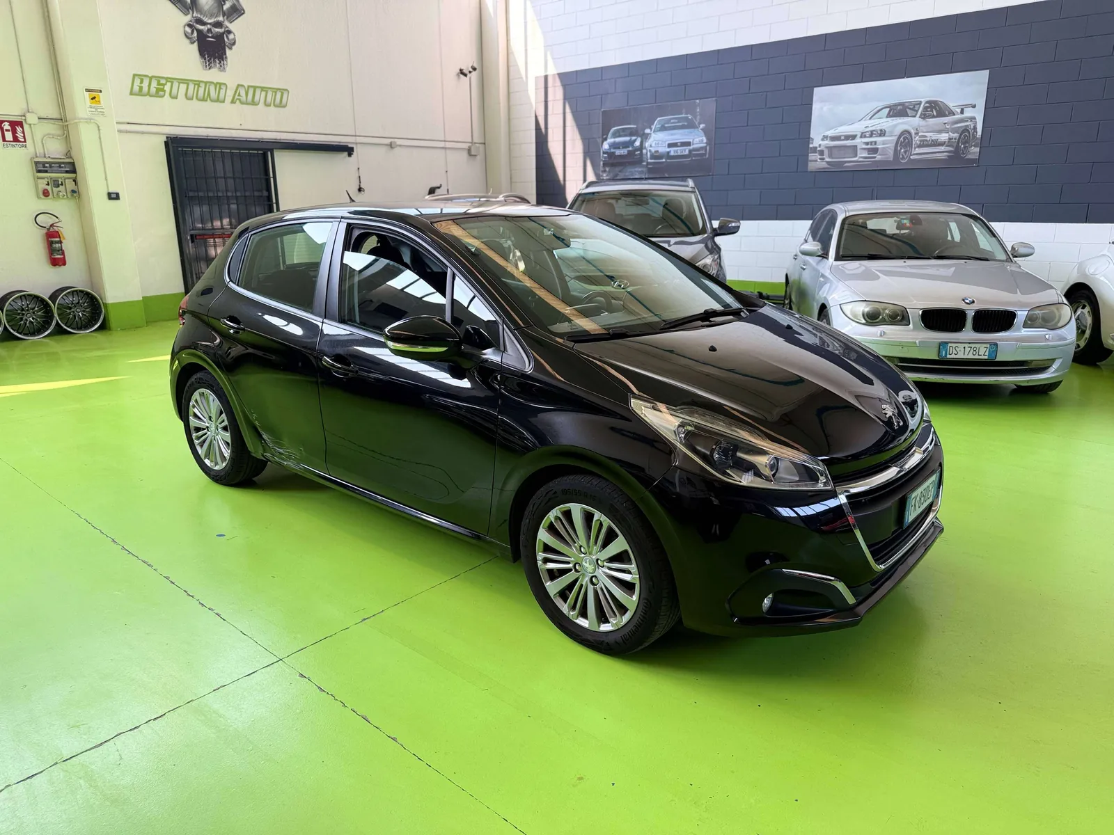 Peugeot 208 2017 photo 3