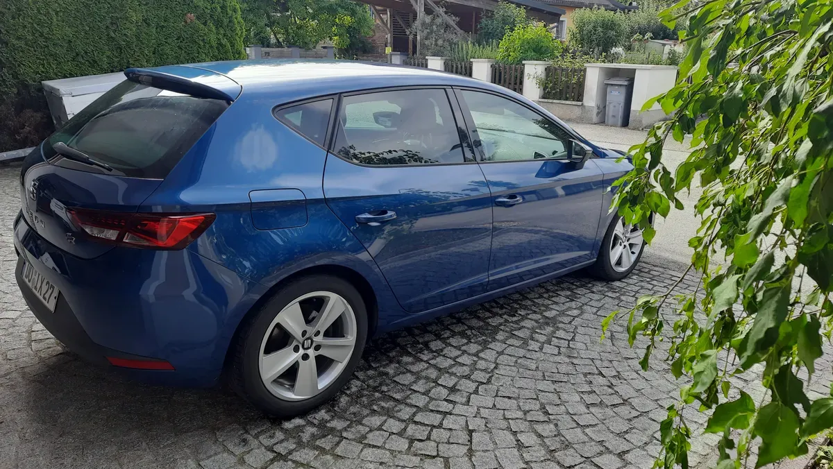 Seat Leon 2013 photo 3