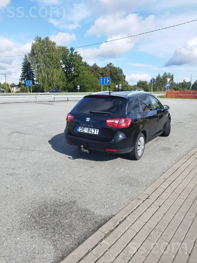 Seat Ibiza 2012 photo 3