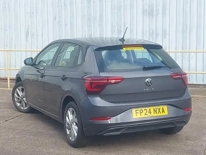 Volkswagen Polo 2024 photo 2