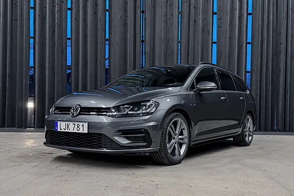 Volkswagen Golf I 2019 photo 2
