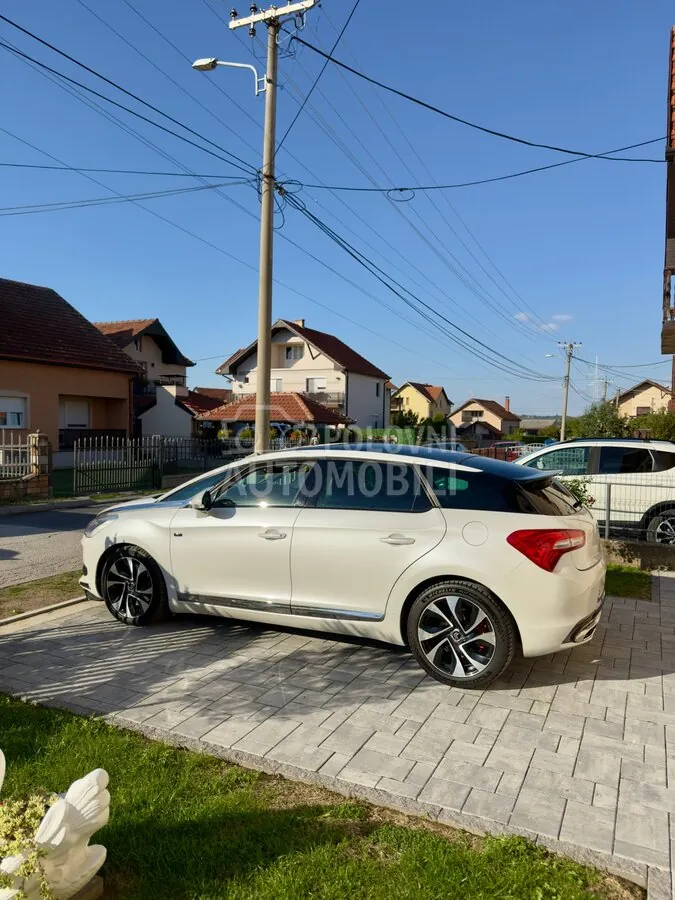 Citroen Ds5 2012 photo 5
